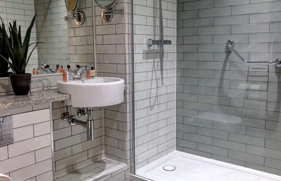 The New Hobbit Hotel Rooms Halifax Extérieur photo
